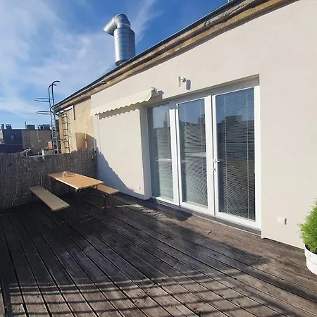 Beauty On The Rooftop With Ac And Rooftop Terrace Apartment *