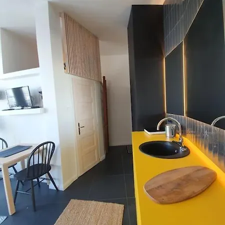Apartment Beauty On The Rooftop With Ac And Rooftop Terrace Budapest