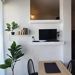 Beauty On The Rooftop With Ac And Rooftop Terrace Apartmán